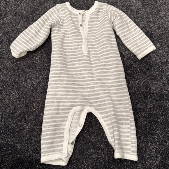 Paige Lauren onesie, 6-9M - Picture 1 of 13